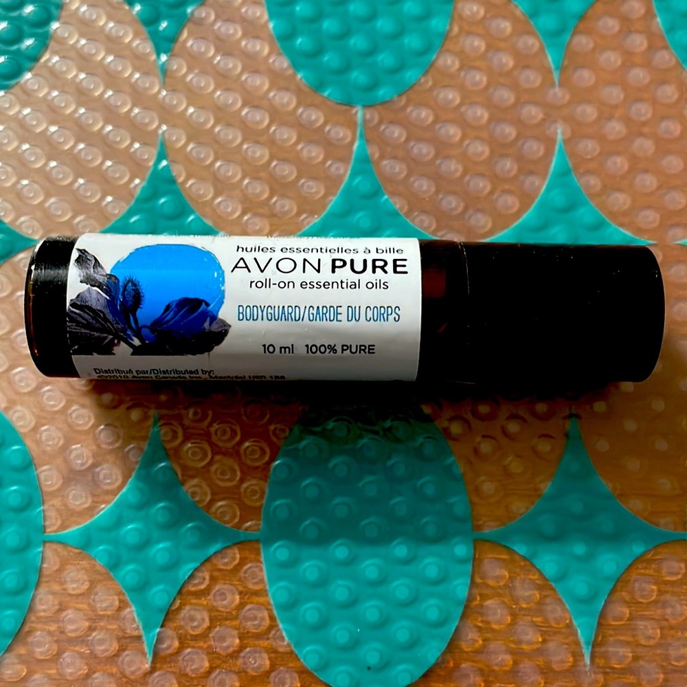 Brand New Sealed. Avon Pure Roll On Essential Oils. $15